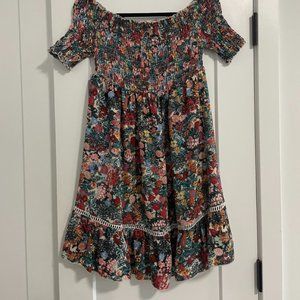 WORN ONCE Easel Brand - Pretty Smocked Floral Off-The-Shoulder Summer Dress